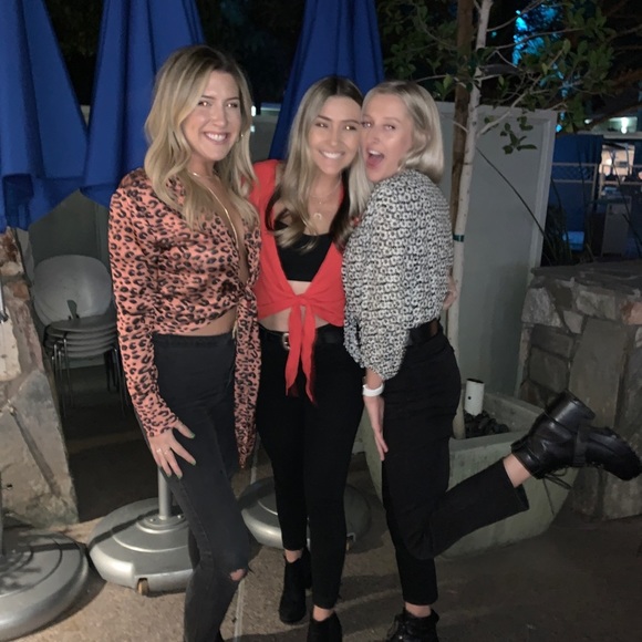 Nasty gal leopard top front tie - Picture 3 of 3